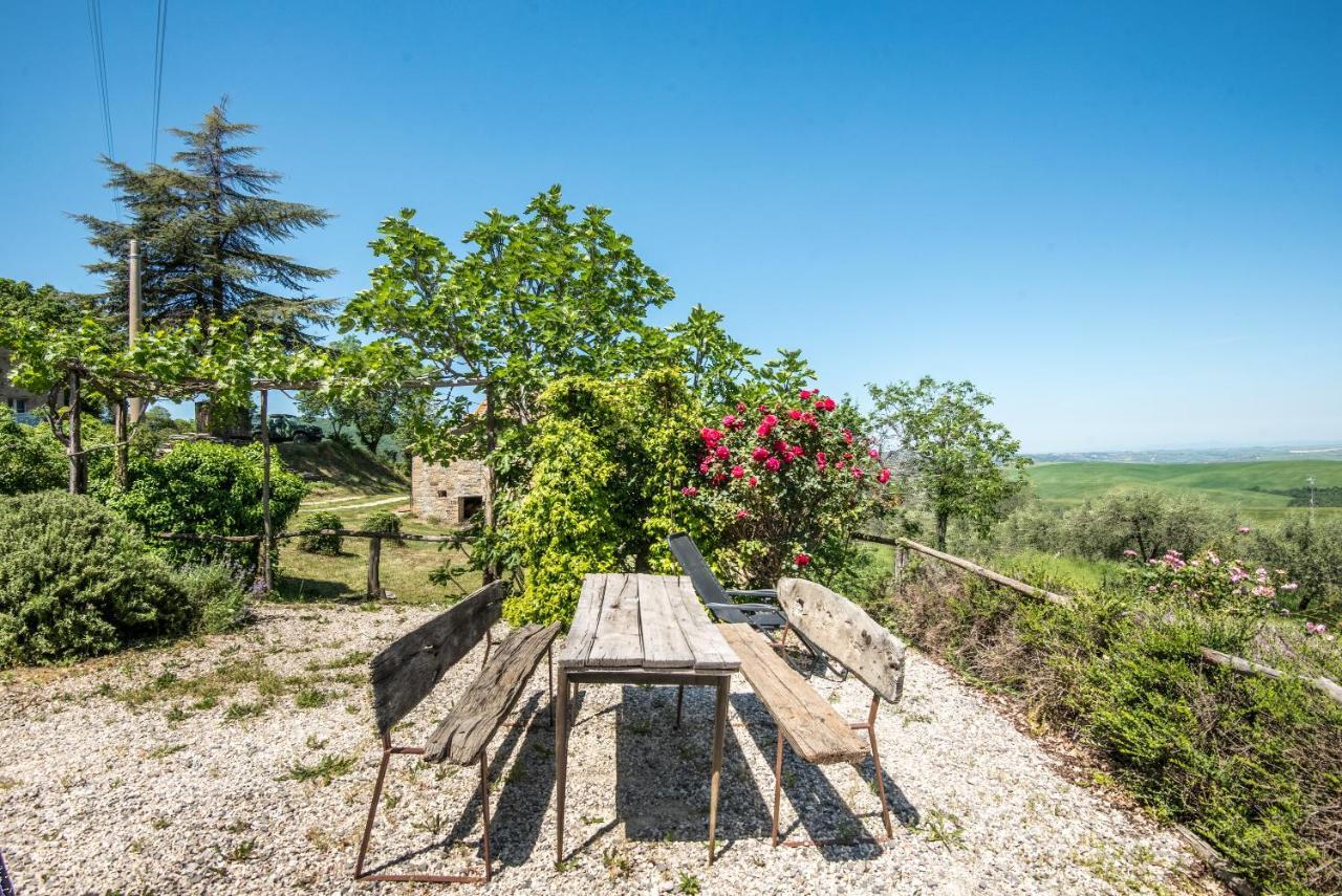 Appartamento Gemma Bianca-Tavoleto Castiglione dʼOrcia Kültér fotó